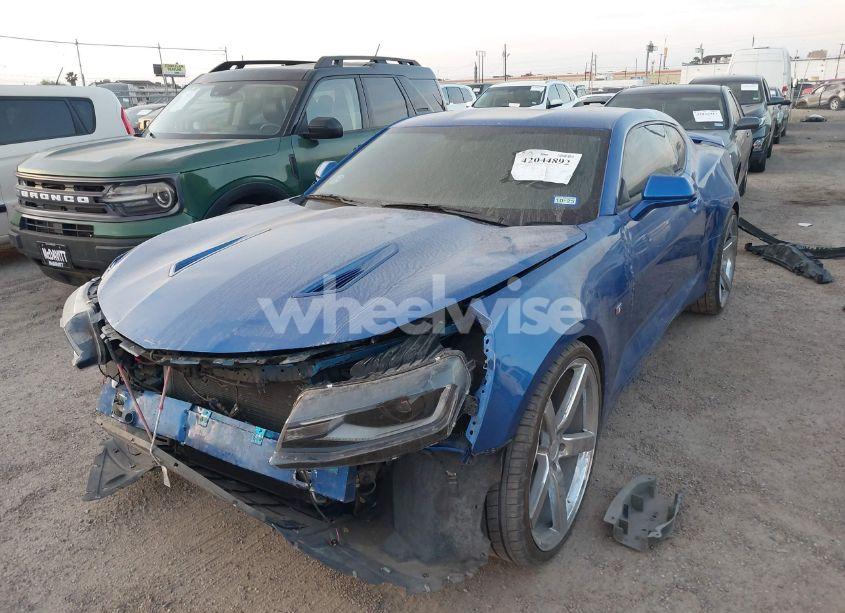 Photo 2 of 2016 Chevrolet Camaro 1LT (VIN 1G1FB1RX7G0165153)