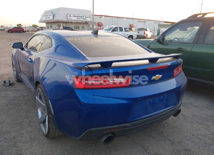 Photo 3 of 2016 Chevrolet Camaro 1LT (VIN 1G1FB1RX7G0165153)