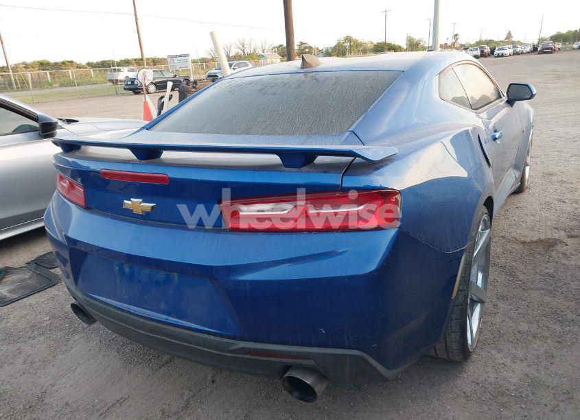 Photo 4 of 2016 Chevrolet Camaro 1LT (VIN 1G1FB1RX7G0165153)