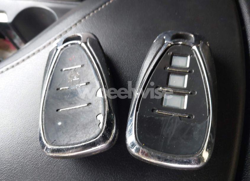 Photo 11 of 2017 Chevrolet Camaro 1LT (VIN 1G1FB1RX7H0164943)