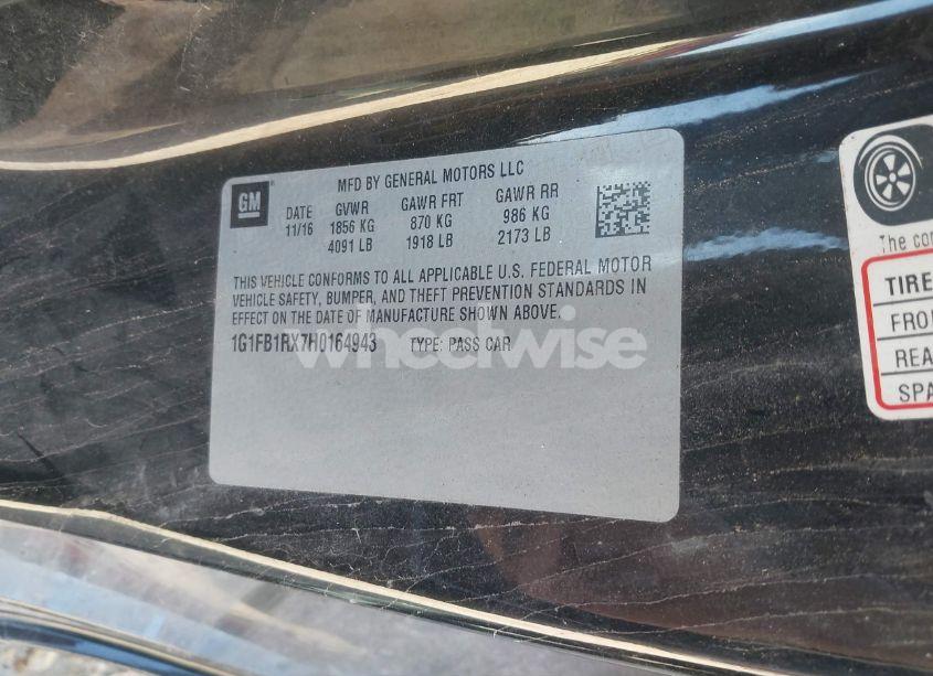 Photo 9 of 2017 Chevrolet Camaro 1LT (VIN 1G1FB1RX7H0164943)