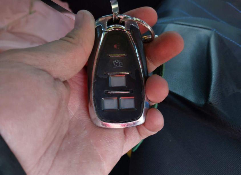 Photo 11 of 2018 Chevrolet Camaro 1LT (VIN 1G1FB1RX7J0108247)