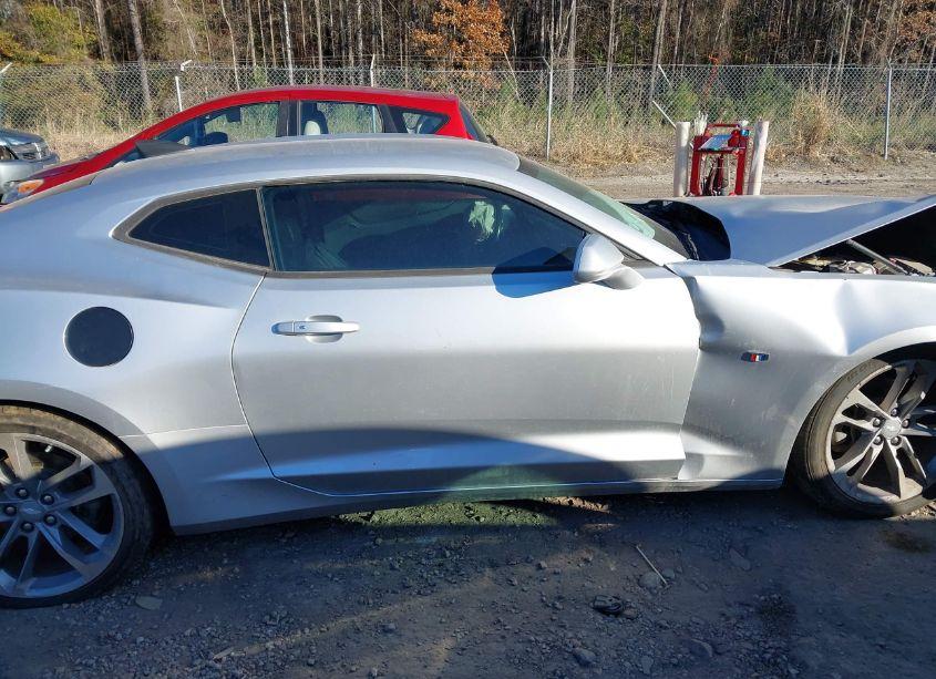 Photo 13 of 2018 Chevrolet Camaro 1LT (VIN 1G1FB1RX7J0108247)
