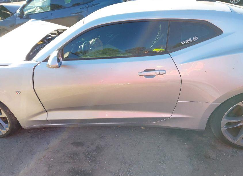 Photo 14 of 2018 Chevrolet Camaro 1LT (VIN 1G1FB1RX7J0108247)