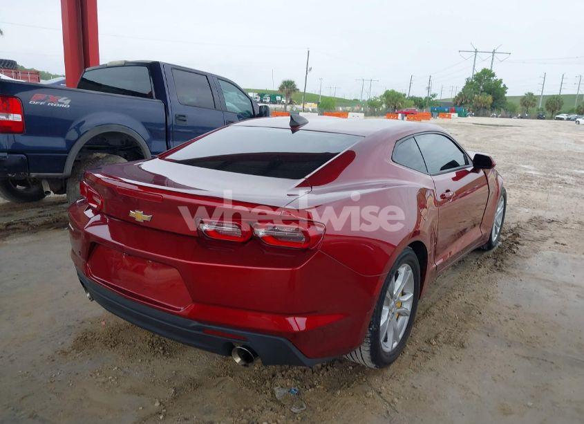 Photo 4 of 2021 Chevrolet Camaro RWD 1LS (VIN 1G1FB1RX7M0139650)