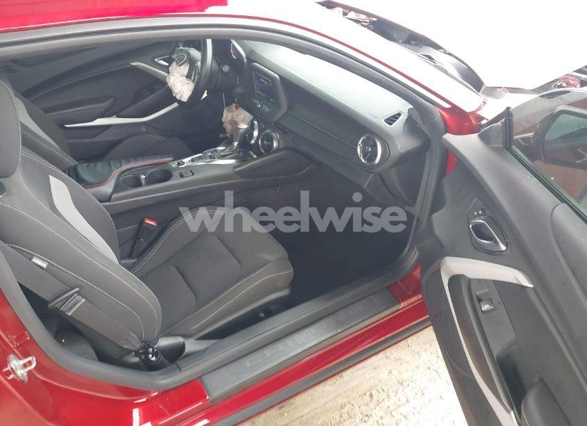 Photo 5 of 2021 Chevrolet Camaro RWD 1LS (VIN 1G1FB1RX7M0139650)