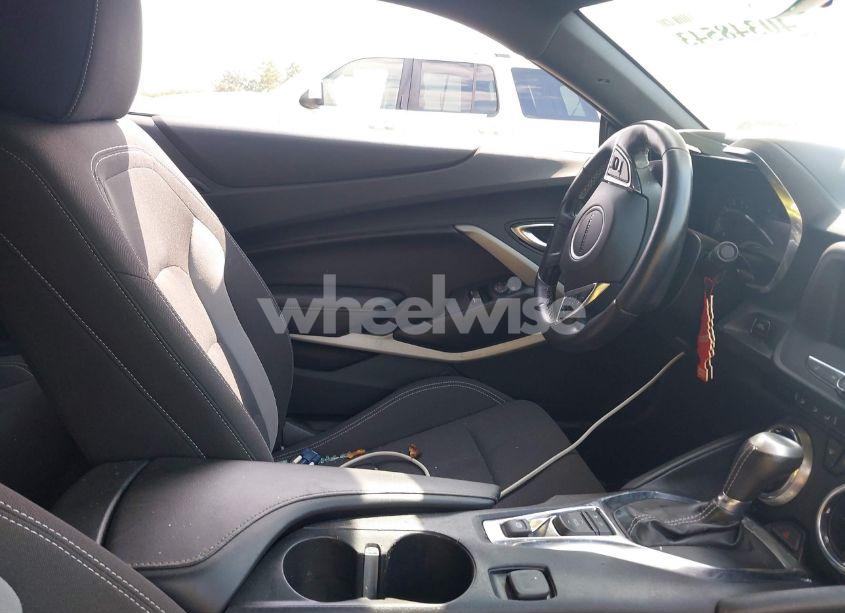 Photo 5 of 2022 Chevrolet Camaro RWD 1LS (VIN 1G1FB1RX7N0123076)