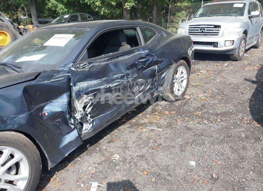 Photo 6 of 2022 Chevrolet Camaro RWD 1LS (VIN 1G1FB1RX7N0123076)