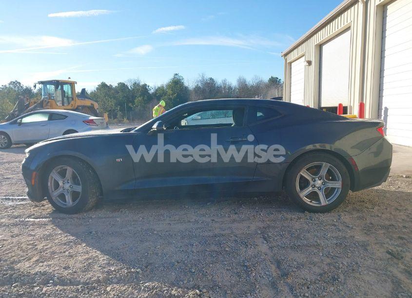 Photo 14 of 2017 Chevrolet Camaro 1LT (VIN 1G1FB1RX8H0107859)
