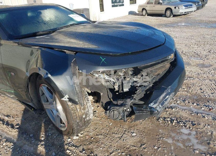 Photo 6 of 2017 Chevrolet Camaro 1LT (VIN 1G1FB1RX8H0107859)