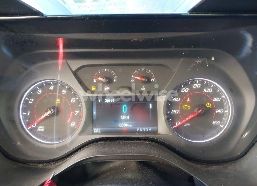 Photo 7 of 2017 Chevrolet Camaro 1LT (VIN 1G1FB1RX8H0107859)