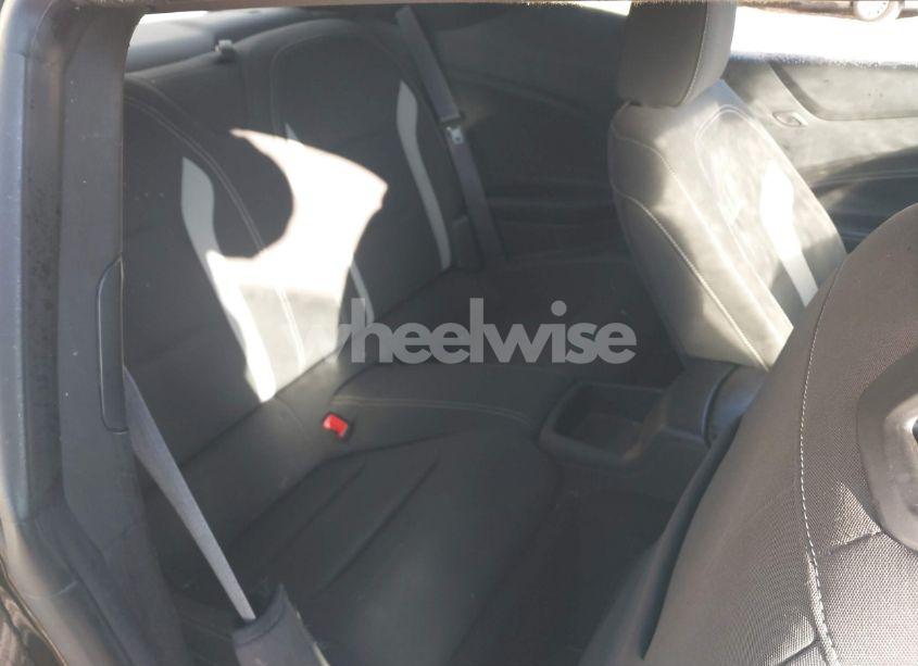 Photo 8 of 2017 Chevrolet Camaro 1LT (VIN 1G1FB1RX8H0107859)