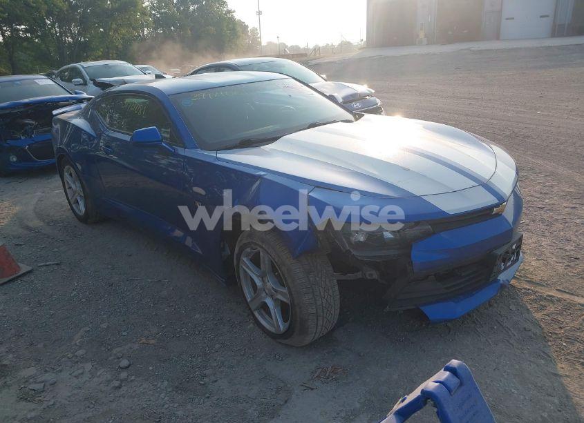 2017 Chevrolet Camaro 1LT (VIN 1G1FB1RX8H0108638) main photo