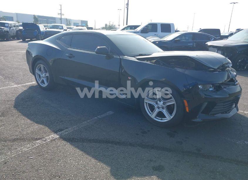 2018 Chevrolet Camaro 1LT (VIN 1G1FB1RX8J0160874) main photo