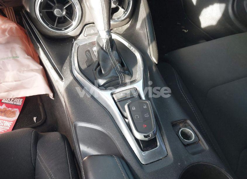 Photo 11 of 2018 Chevrolet Camaro 1LT (VIN 1G1FB1RX8J0160874)