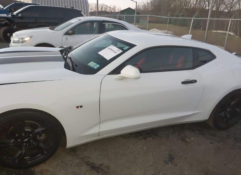 Photo 14 of 2019 Chevrolet Camaro 1LT (VIN 1G1FB1RX8K0141579)