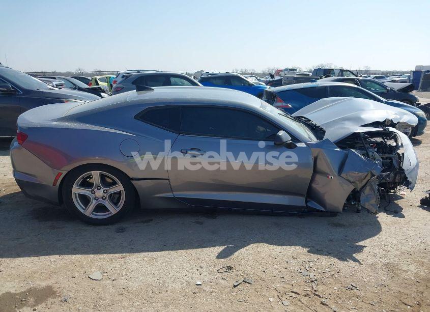 Photo 14 of 2022 Chevrolet Camaro RWD 1LT (VIN 1G1FB1RX8N0119506)