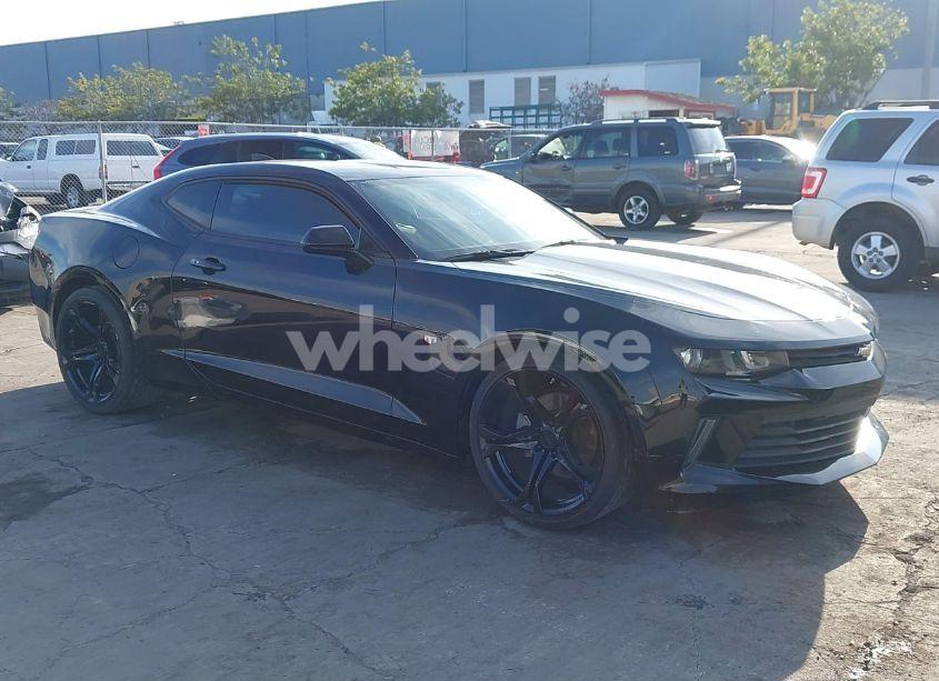 2016 Chevrolet Camaro 1LT (VIN 1G1FB1RX9G0177093) main photo