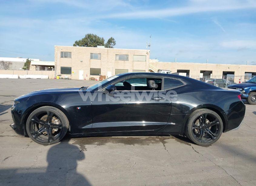 Photo 14 of 2016 Chevrolet Camaro 1LT (VIN 1G1FB1RX9G0177093)