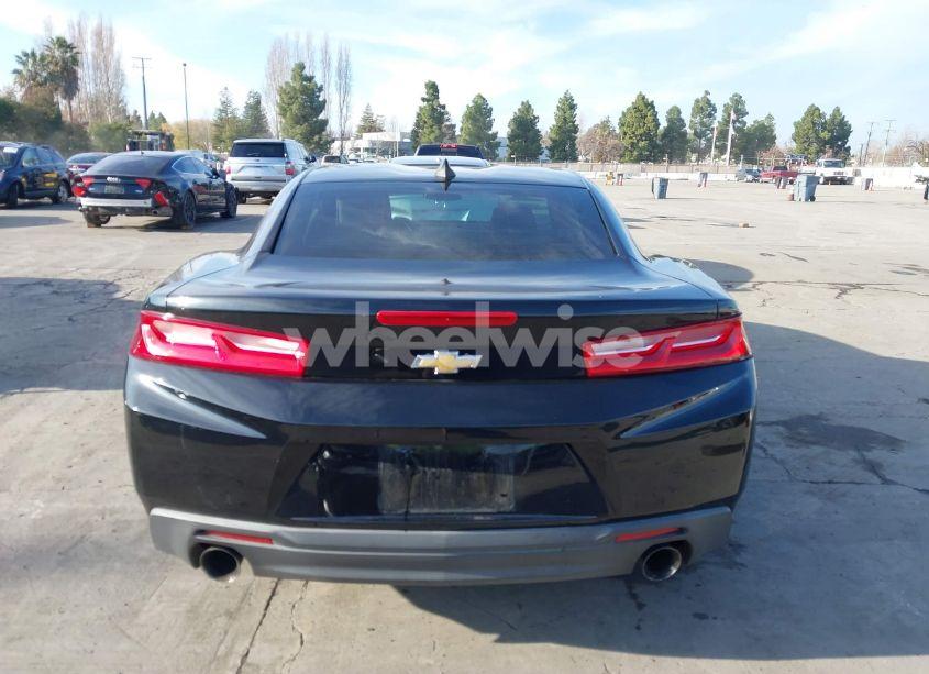 Photo 16 of 2016 Chevrolet Camaro 1LT (VIN 1G1FB1RX9G0177093)