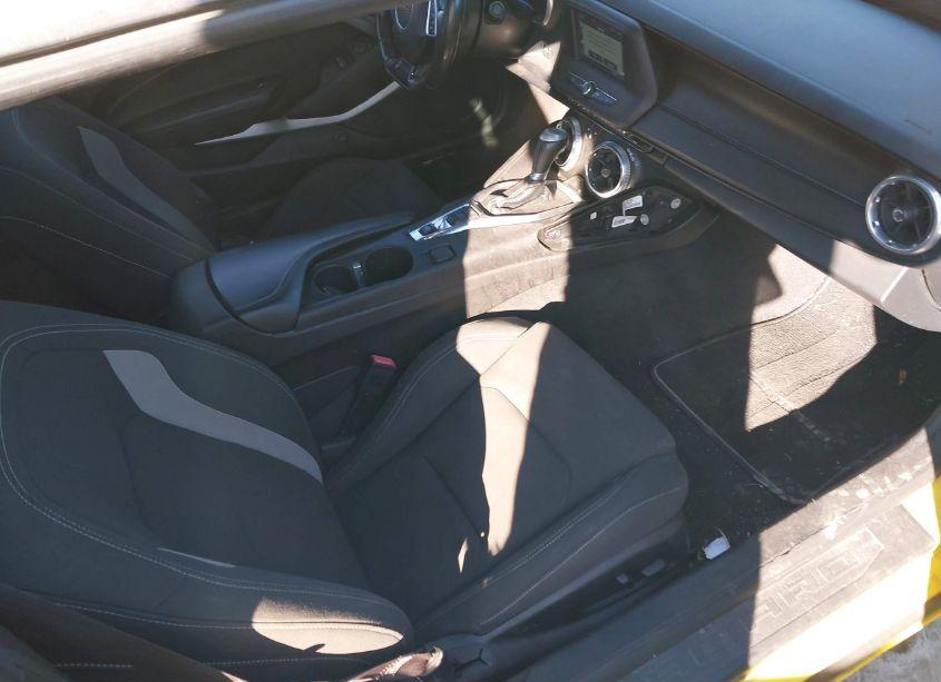 Photo 5 of 2016 Chevrolet Camaro 1LT (VIN 1G1FB1RX9G0182164)