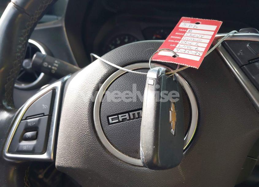 Photo 11 of 2017 Chevrolet Camaro LT (VIN 1G1FB1RX9H0117624)