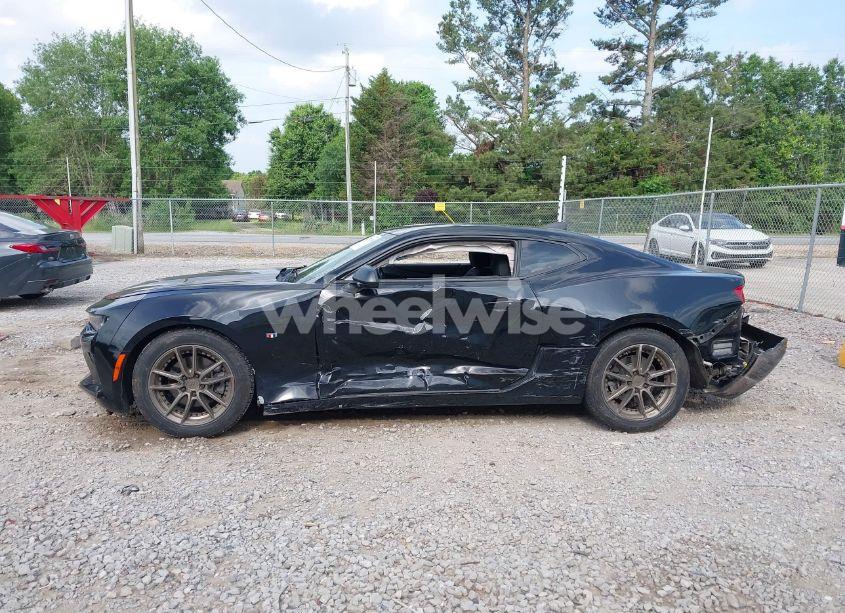 Photo 14 of 2017 Chevrolet Camaro LT (VIN 1G1FB1RX9H0117624)