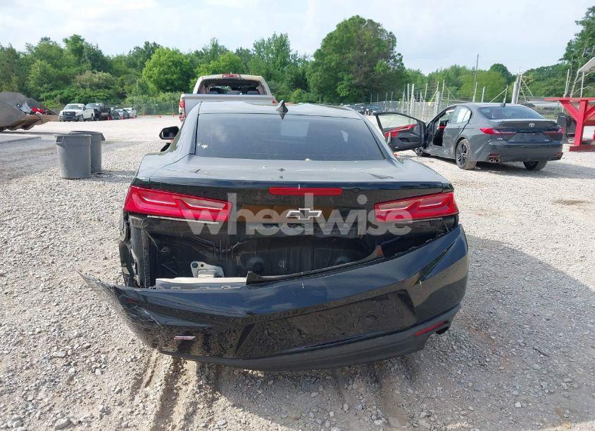 Photo 16 of 2017 Chevrolet Camaro LT (VIN 1G1FB1RX9H0117624)