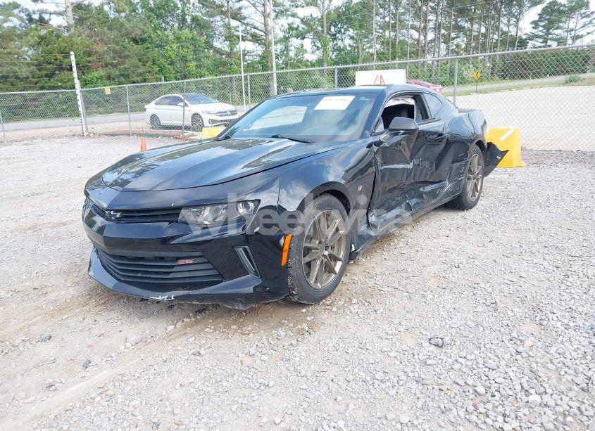 Photo 2 of 2017 Chevrolet Camaro LT (VIN 1G1FB1RX9H0117624)