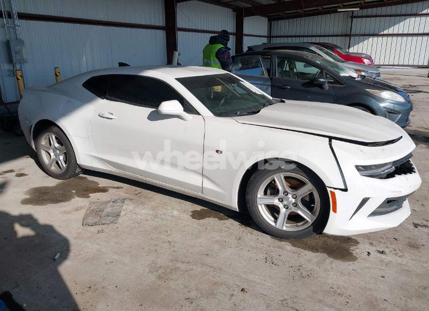 Photo 13 of 2017 Chevrolet Camaro 1LT (VIN 1G1FB1RX9H0119454)