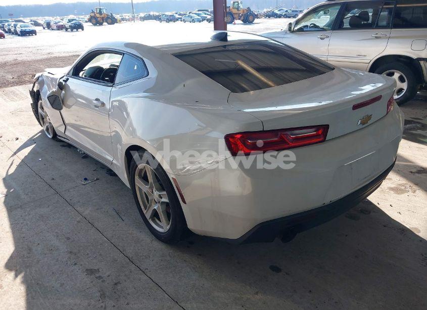 Photo 3 of 2017 Chevrolet Camaro 1LT (VIN 1G1FB1RX9H0119454)