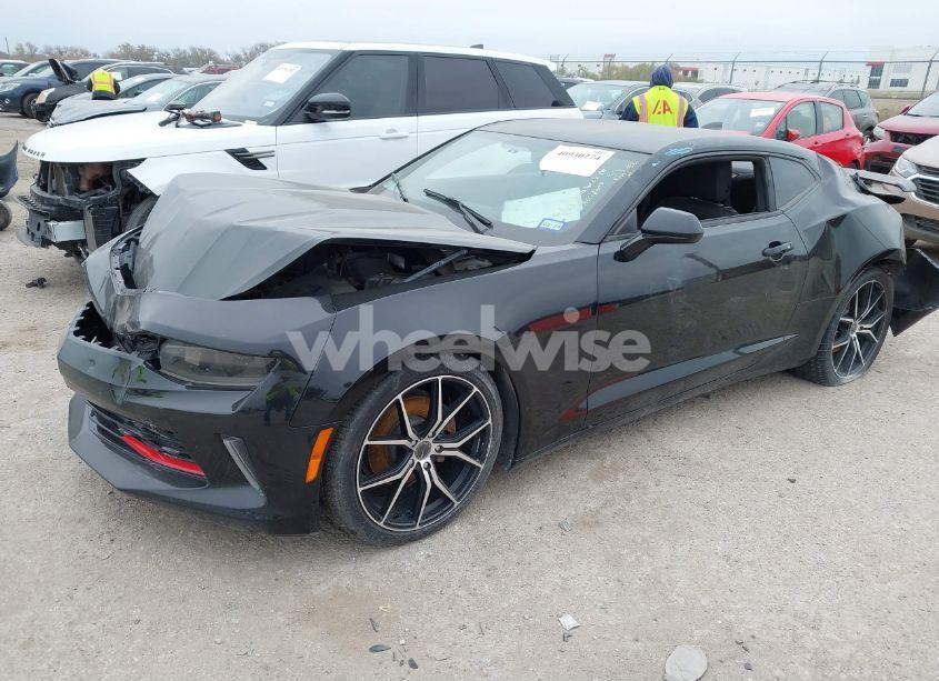 Photo 2 of 2017 Chevrolet Camaro 1LT (VIN 1G1FB1RX9H0189343)