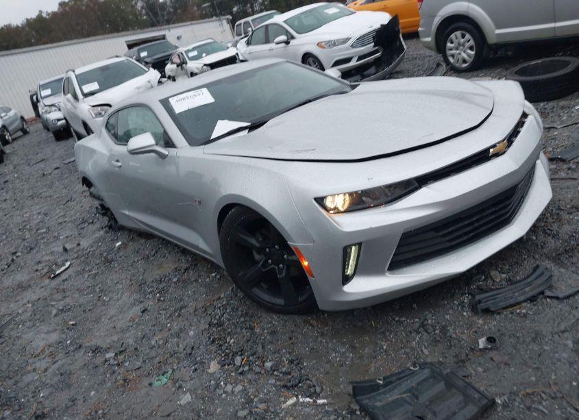 2018 Chevrolet Camaro 1LT (VIN 1G1FB1RX9J0158079) main photo
