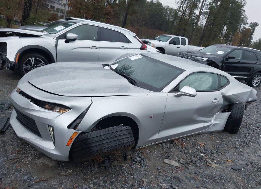Photo 14 of 2018 Chevrolet Camaro 1LT (VIN 1G1FB1RX9J0158079)