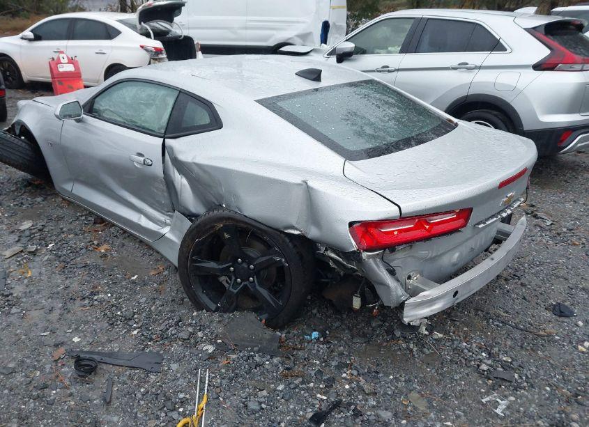 Photo 6 of 2018 Chevrolet Camaro 1LT (VIN 1G1FB1RX9J0158079)