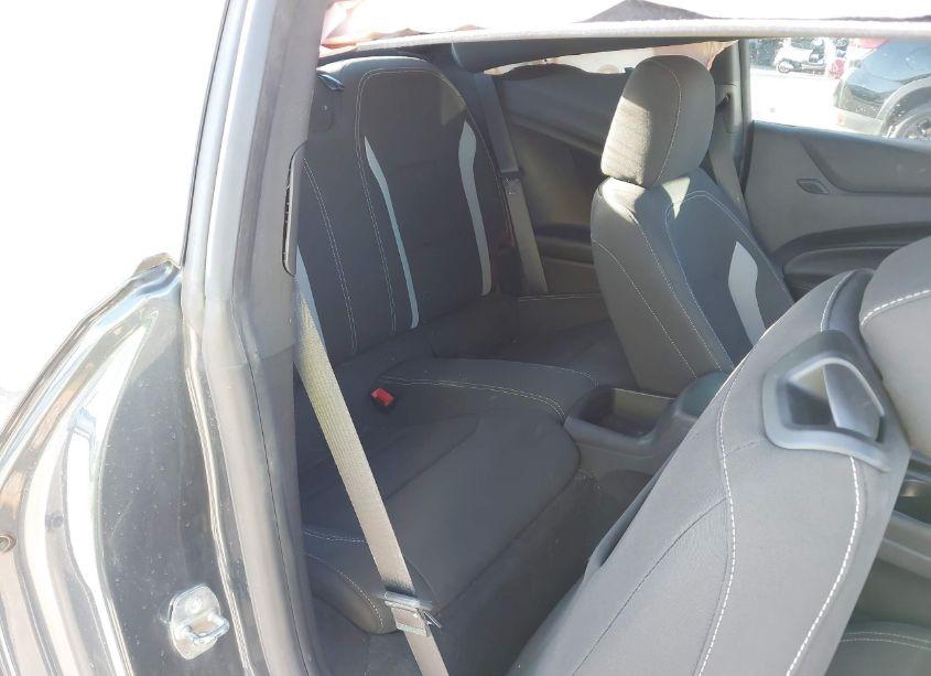 Photo 8 of 2019 Chevrolet Camaro 1LT (VIN 1G1FB1RX9K0124225)