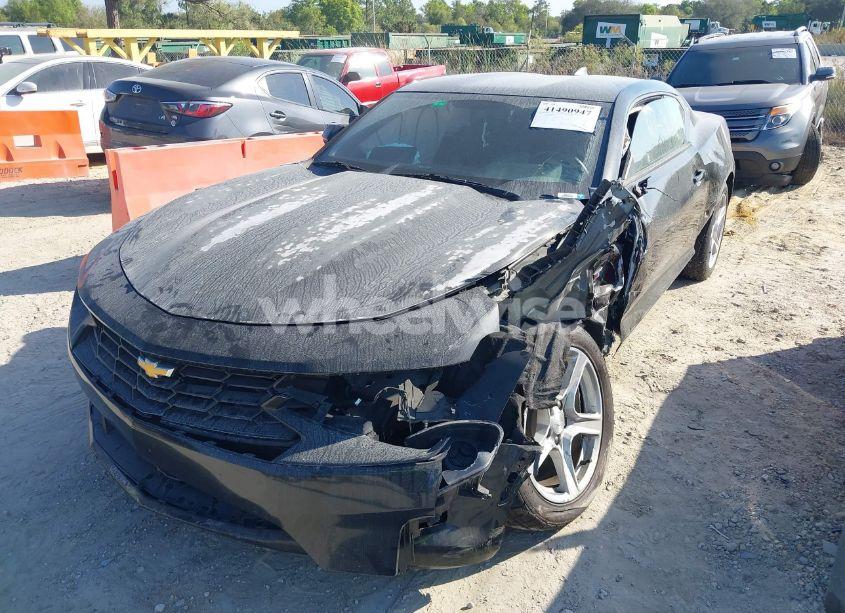 Photo 2 of 2020 Chevrolet Camaro RWD 1LT (VIN 1G1FB1RX9L0110374)