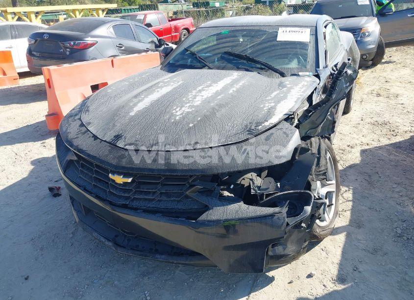 Photo 6 of 2020 Chevrolet Camaro RWD 1LT (VIN 1G1FB1RX9L0110374)