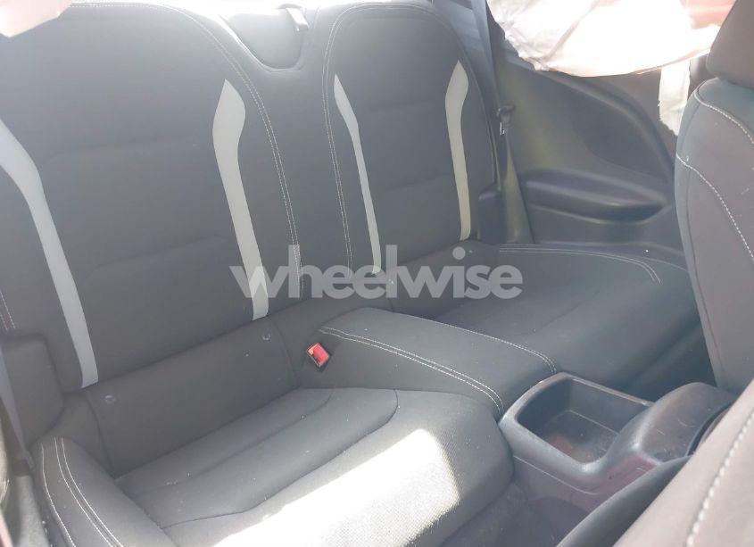 Photo 8 of 2020 Chevrolet Camaro RWD 1LT (VIN 1G1FB1RX9L0110374)