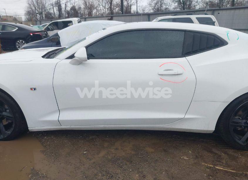 Photo 14 of 2020 Chevrolet Camaro RWD 1LT (VIN 1G1FB1RX9L0147814)