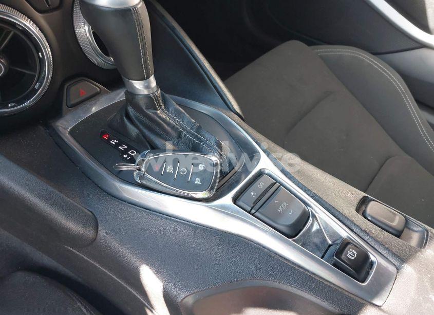 Photo 11 of 2016 Chevrolet Camaro 1LT (VIN 1G1FB1RXXG0169231)