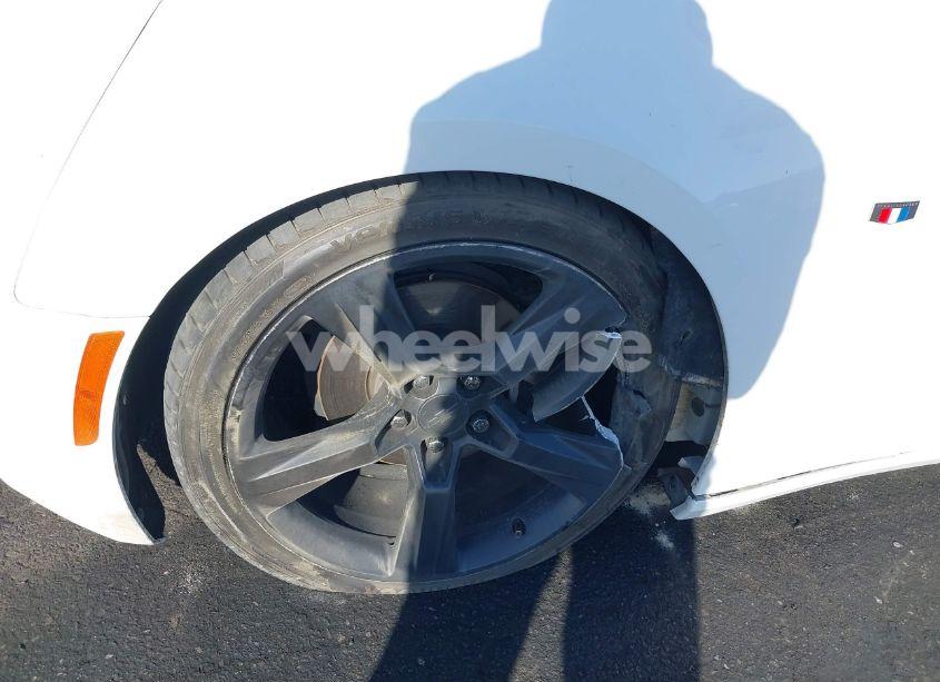 Photo 17 of 2016 Chevrolet Camaro 1LT (VIN 1G1FB1RXXG0169231)