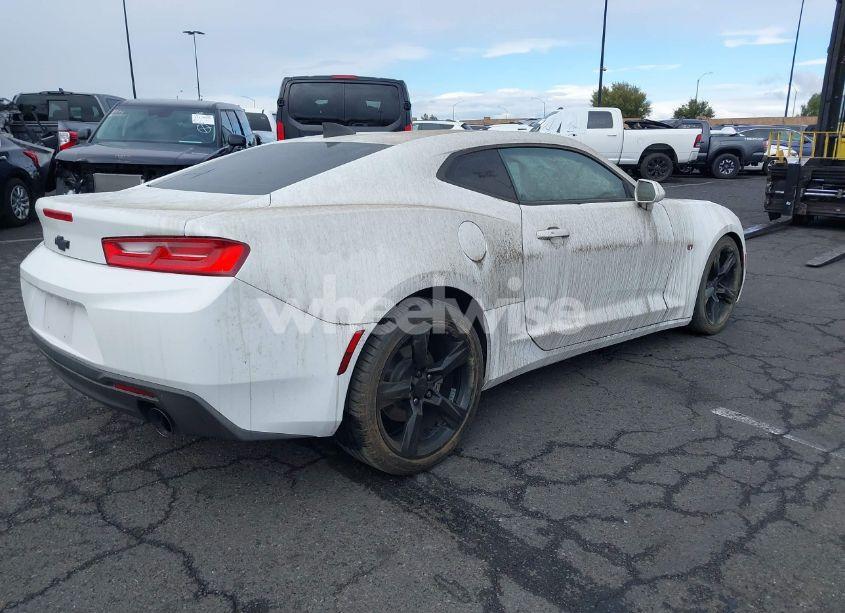 Photo 4 of 2016 Chevrolet Camaro 1LT (VIN 1G1FB1RXXG0169231)