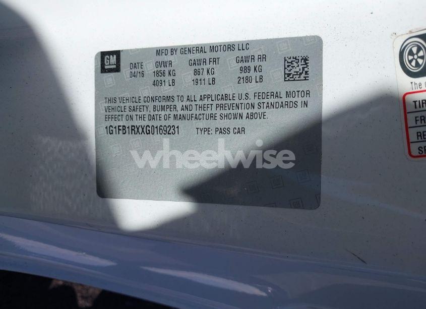 Photo 9 of 2016 Chevrolet Camaro 1LT (VIN 1G1FB1RXXG0169231)