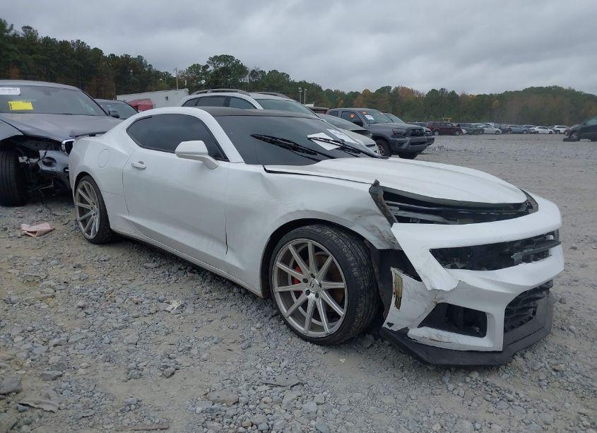 Photo 13 of 2018 Chevrolet Camaro 1LT (VIN 1G1FB1RXXJ0116150)