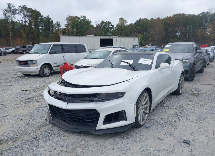 Photo 2 of 2018 Chevrolet Camaro 1LT (VIN 1G1FB1RXXJ0116150)