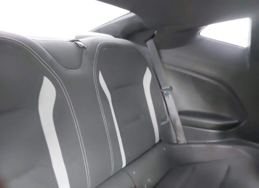 Photo 8 of 2018 Chevrolet Camaro 1LT (VIN 1G1FB1RXXJ0116150)