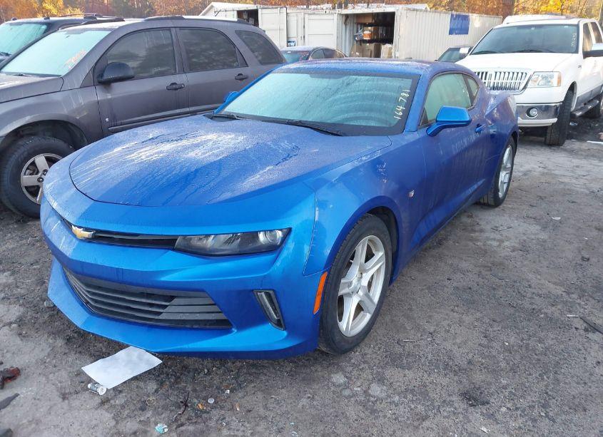 Photo 2 of 2018 Chevrolet Camaro 1LT (VIN 1G1FB1RXXJ0164781)