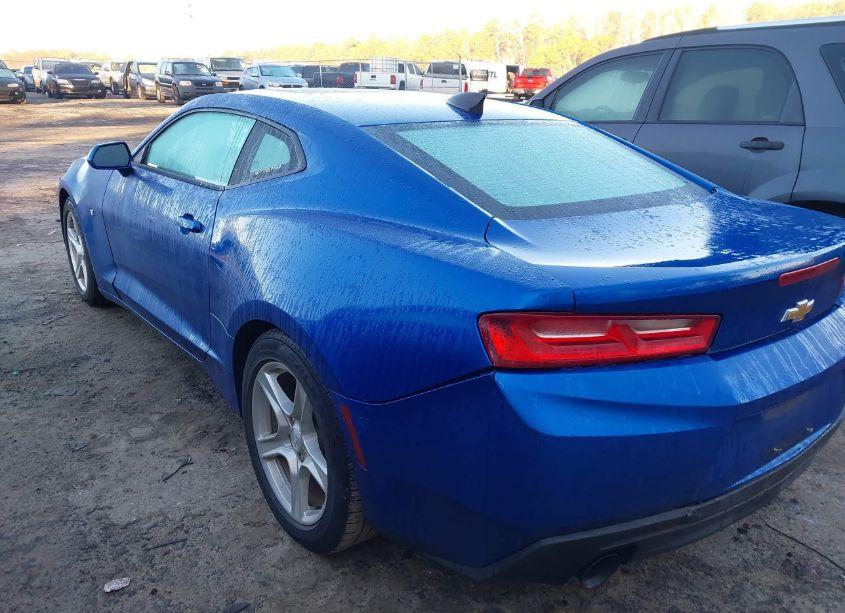 Photo 4 of 2018 Chevrolet Camaro 1LT (VIN 1G1FB1RXXJ0164781)