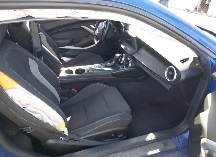 Photo 5 of 2019 Chevrolet Camaro 1LT (VIN 1G1FB1RXXK0108258)